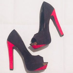 💥Black/Red Peep Toe Heels
